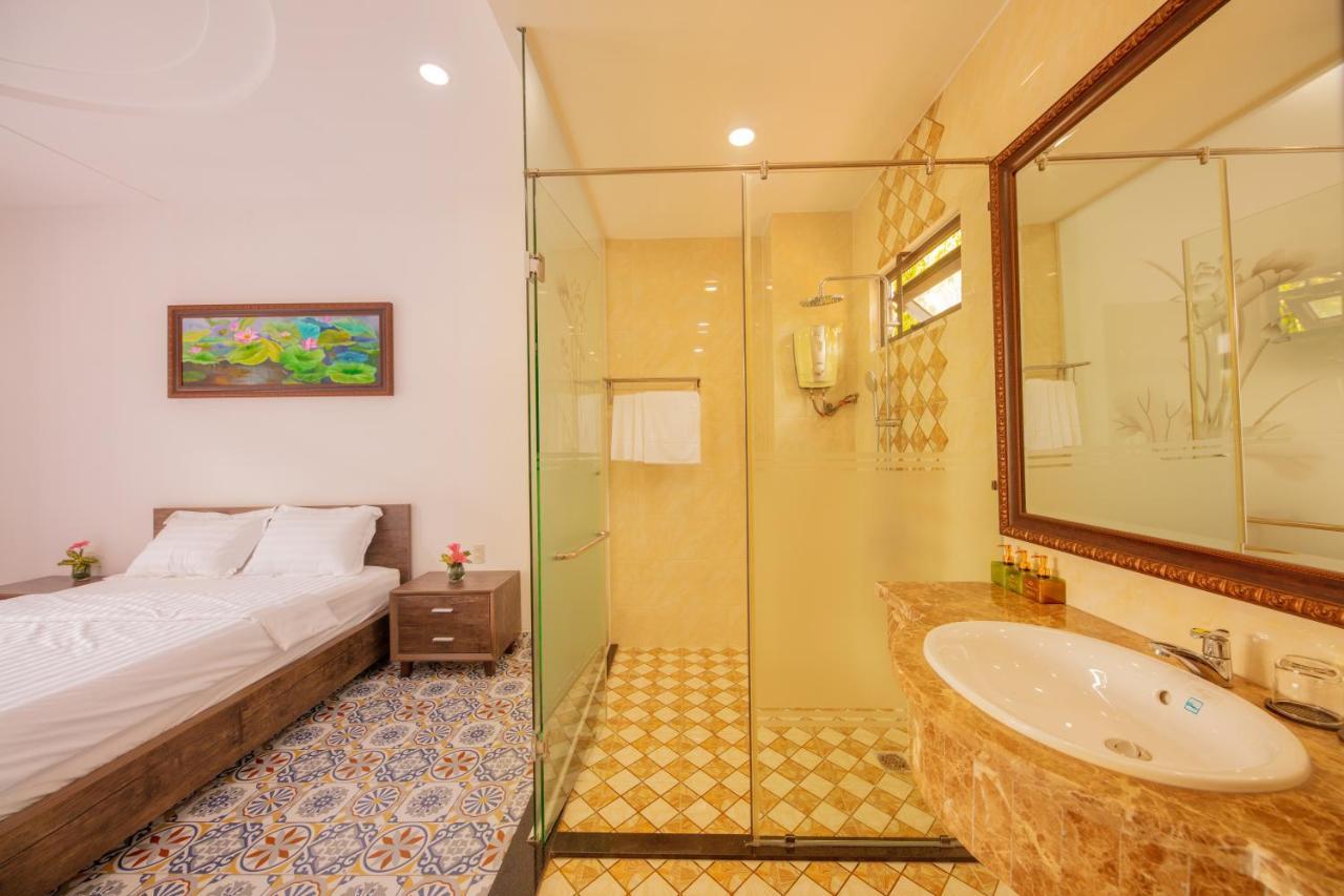 Khu Nghi Duong Huong Sen - Binh My, Cu Chi Hotel Ho Chi Minh-stad Buitenkant foto