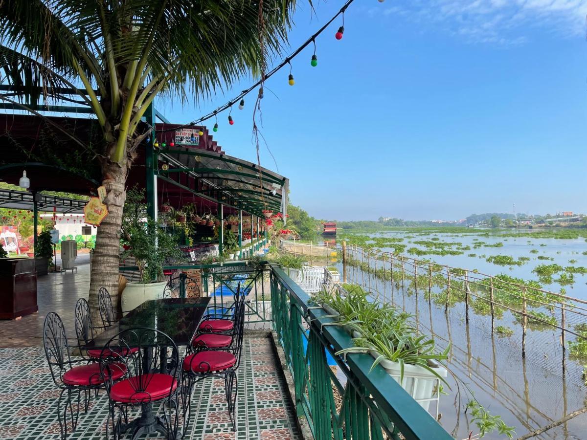Khu Nghi Duong Huong Sen - Binh My, Cu Chi Hotel Ho Chi Minh-stad Buitenkant foto